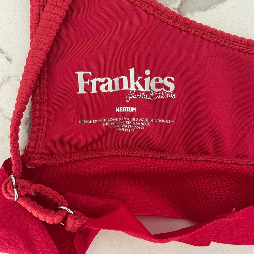 Frankie’s Bikinis set - ribbed red - Picture 3 of 4